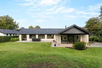 Villa på Skovspurvevej 7, 9800 Hjørring