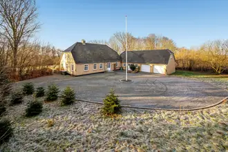 Landejendom på Koldingvej 2, Abild, 6270 Tønder