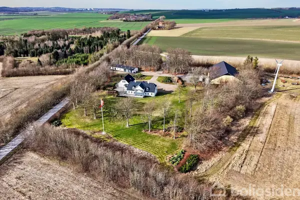 Landejendom på Lillevordevej 10, 9280 Storvorde