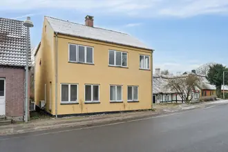 Villa på Højby Hovedgade 57, 4573 Højby