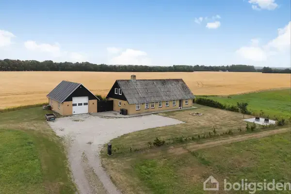 Villa på Voergårdsvej 6, 9330 Dronninglund