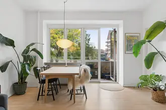 Ejerlejlighed på Ved Volden 12, 1. th., 1425 København K