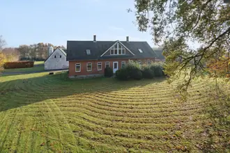 Landejendom på Hygindvej 52, Hygind, 5592 Ejby