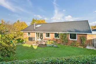 Villa på Jernaldervej 350, Holmstrup, 8210 Aarhus V