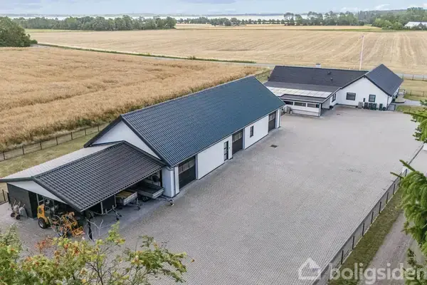 Landejendom på Præstelod Huse 2, 4700 Næstved