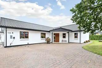 Villa på Hyldevang 132, 7323 Give