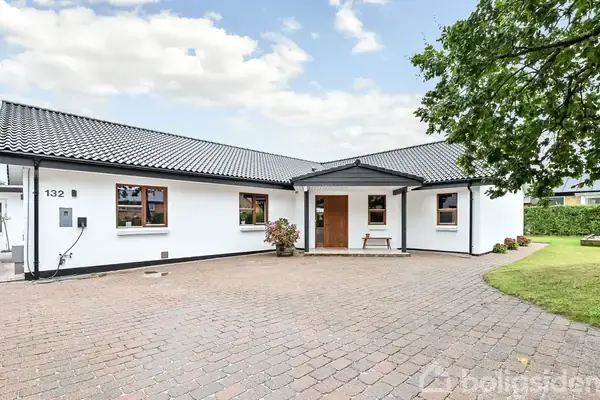 Villa på Hyldevang 132, 7323 Give