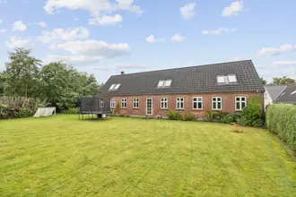 Villa på Kirkevej 6, Nr. Rind, 8832 Skals