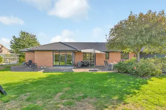 Villa på Ellehammers Alle 15, Skovby, 8464 Galten