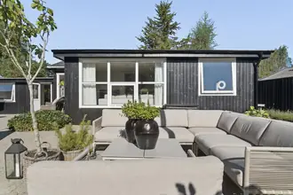 Fritidshus på Strandrylevej 4, 8250 Egå