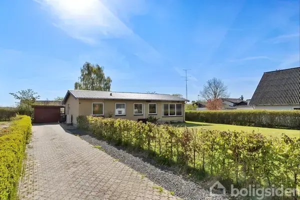 Villa på Fjembhedevej 18, 9330 Dronninglund