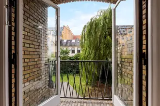 Ejerlejlighed på Dronningens Tværgade 39, 1. 4., 1302 København K