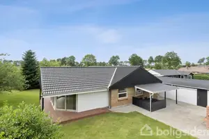 Villa på Ellundvej 58, 6330 Padborg