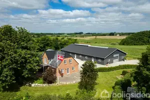 Landejendom på Hvidbakvej 110, 9700 Brønderslev
