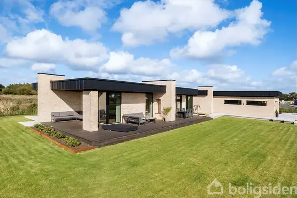Villa på Knøsgårds Alle 64, 9440 Aabybro