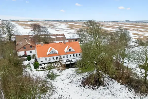 Landejendom på Nyrupvej 32, 9240 Nibe