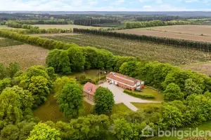 Villa på Højmarkvej 7, 8653 Them
