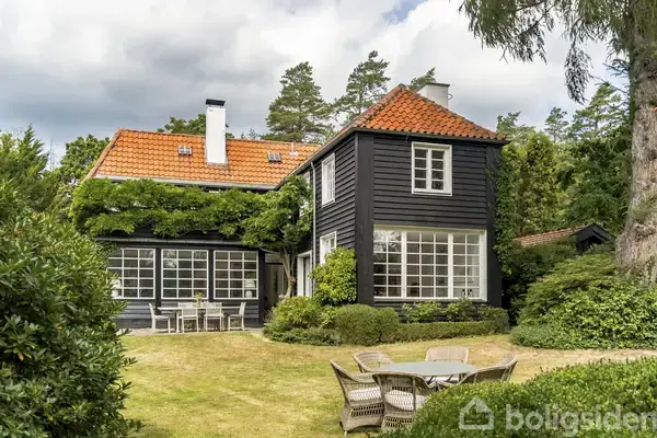 Villa på Trørødvej 43, 2950 Vedbæk