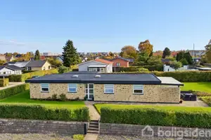 Villa på Valhalsvej 2, 8920 Randers NV