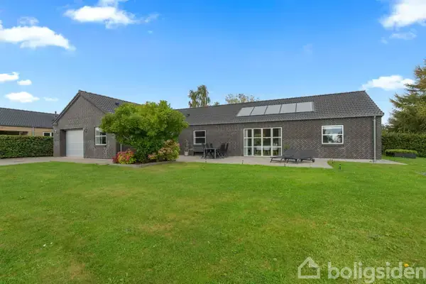 Villa på Øsby Stadionvej 83, 6100 Haderslev