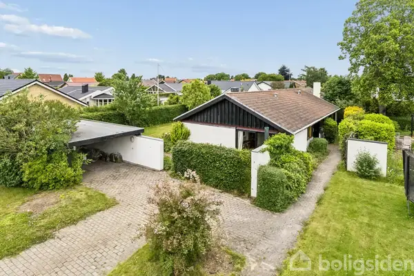 Villa på Svalevænget 4, 5210 Odense NV