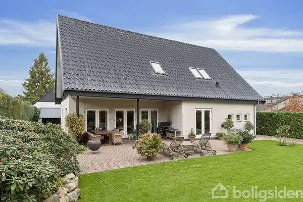 Villa på Strandvænget 26, 2960 Rungsted Kyst