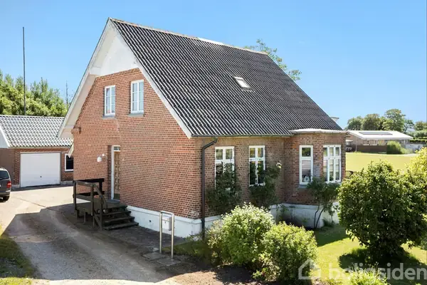 Villa på Randersvej 518, 8380 Trige