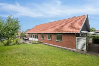 Villa på Tværskovvej 10, 2650 Hvidovre