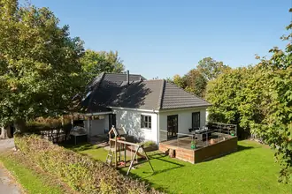 Villa på Sønderholmsvej 3B, 2690 Karlslunde