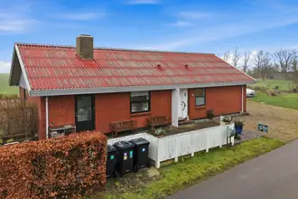 Villa på Dalmosevej 6, 6705