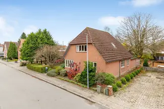 Villa på Østre Alle 9, 6650 Brørup