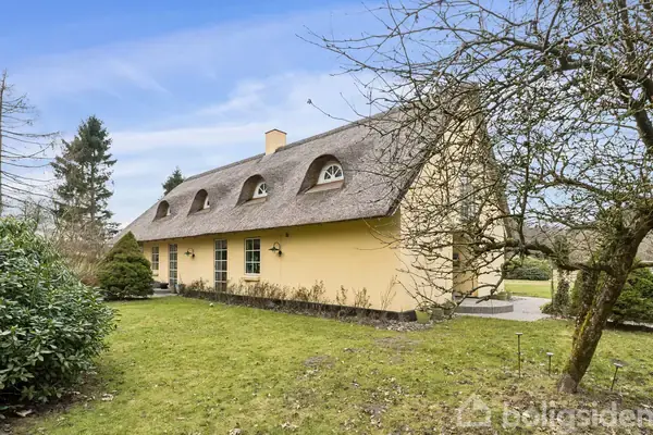 Landejendom på Ansøvej 20, 8653 Them