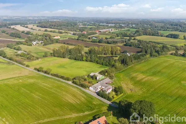 Landejendom på Skovvej 43, 5690 Tommerup