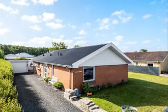 Villa på Møllegårdsvej 25, Birkelse, 9440 Aabybro