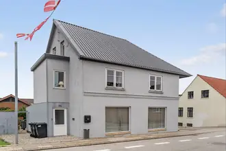 Villa på Hovedgaden 84, 7752 Snedsted