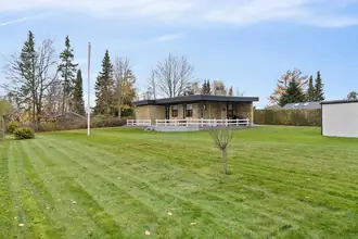 Fritidshus på Rønnebærvej 9, Sæby, 4070 Kirke Hyllinge