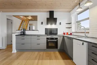 Villa på Vilhelm Becks Vej 1, Elling, 9900 Frederikshavn