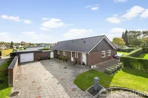 Villa på Umanakvej 65, 6715 Esbjerg N