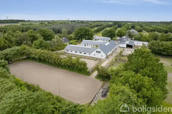 Planteavlsgård/-jord på Kvottrupvej 108A, 8471 Sabro