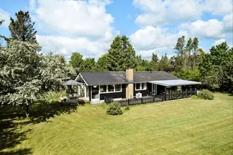 Fritidshus på Mikkelmark 1, Hou, 9370 Hals