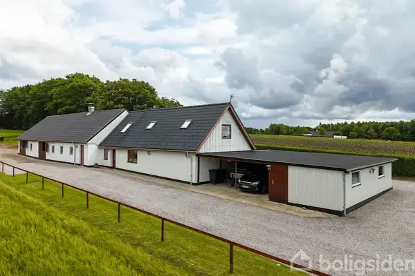 Landejendom på Møgelhøjsvej 12, 9740 Jerslev J