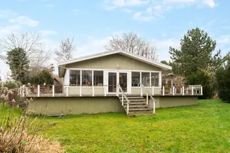 Fritidshus på Lærkevej 11, Bøged Strand, 4720 Præstø