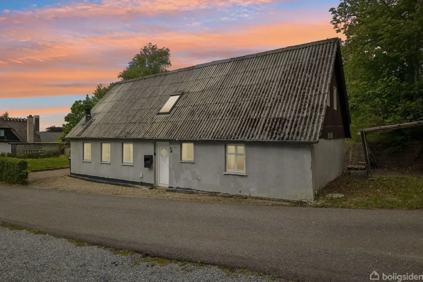 Rummelig villa i fredelige rammer - Visning 2