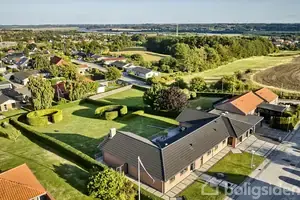 Villa på Rosenholmvej 26, 8930 Randers NØ