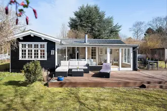 Fritidshus på Strandgårdsvej 1, Enø, 4736 Karrebæksminde