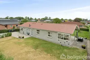 Villa på Parallelvej 13, 9280 Storvorde