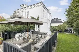 Villalejlighed på Sommervej 10, 2920 Charlottenlund