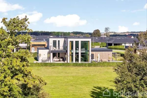 Villa på Rådyret 44, 9530 Støvring