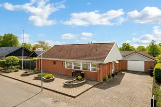 Villa på Forsythiavej 15, 6740 Bramming