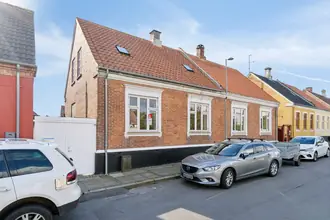 Rækkehus på Svanekegade 14, Aakirkeby, 3720 Aakirkeby